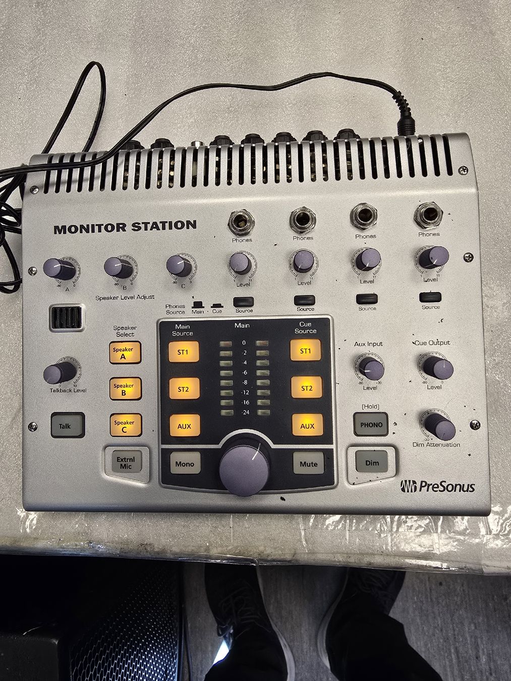 Console di mixaggio: PRESONUS MONITER STATION + Power Supply – Usato da Zürich venduto da Roy-Events-Zurich