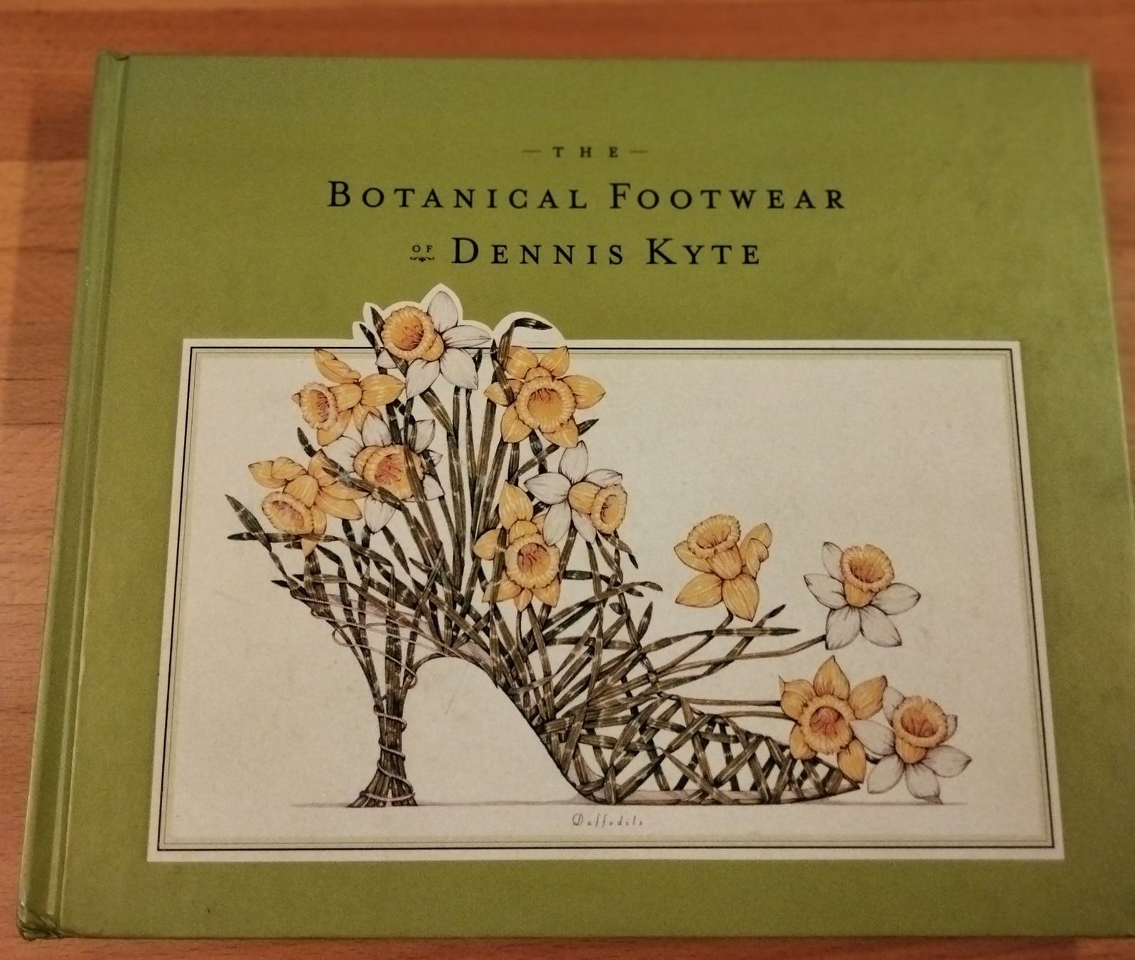 Bücher: The Botanical Footwear Dennis Kyte – Gebraucht aus Niederglatt ZH von Siegfried67