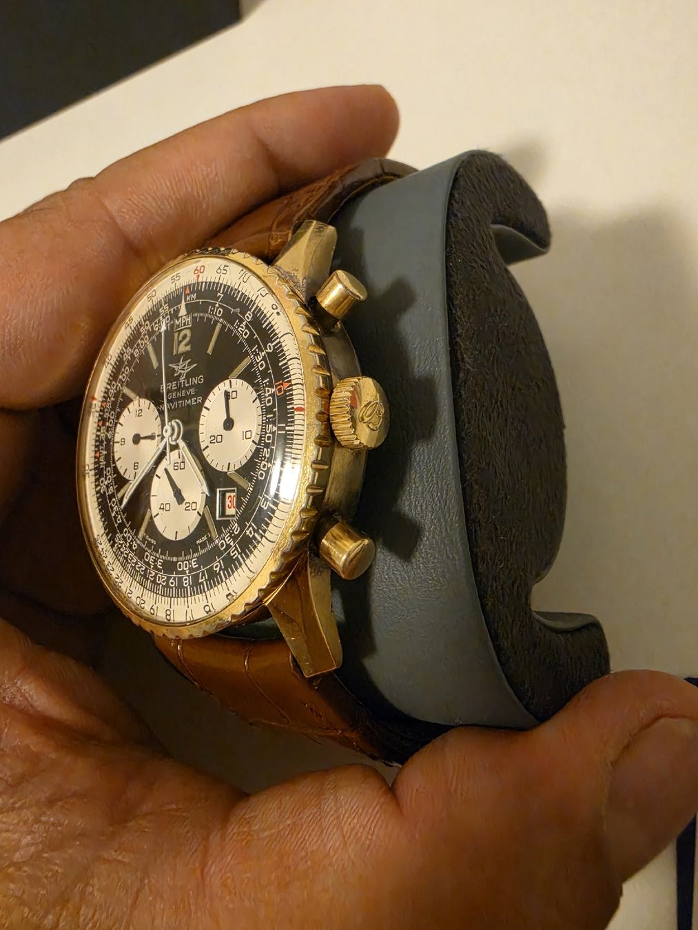 Breitling Orologi: Breitling Navitimer Chronograph 43mm handaufzug  – Usato da Basel venduto da Afghan1234 1