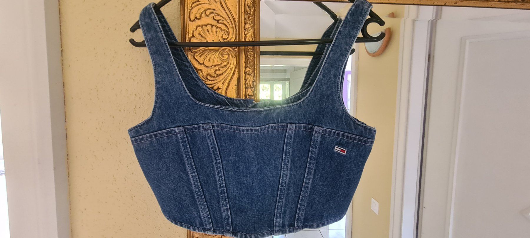 Tommy Hilfiger Top: Tommy Jeans Top – Usato da Allschwil venduto da Virgo