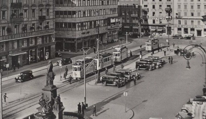 Cartoline postali: Zürich, - Bahnhofplatz, - Oldtimer, - Tram  1936 – Usato da Aarau venduto da kufi44 2