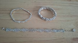 3 Modeschmuck Armbaender mit Strass