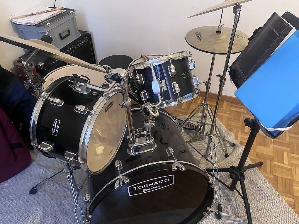 Strumenti musicali: Batteria – Usato da Giubiasco venduto da anca03 1