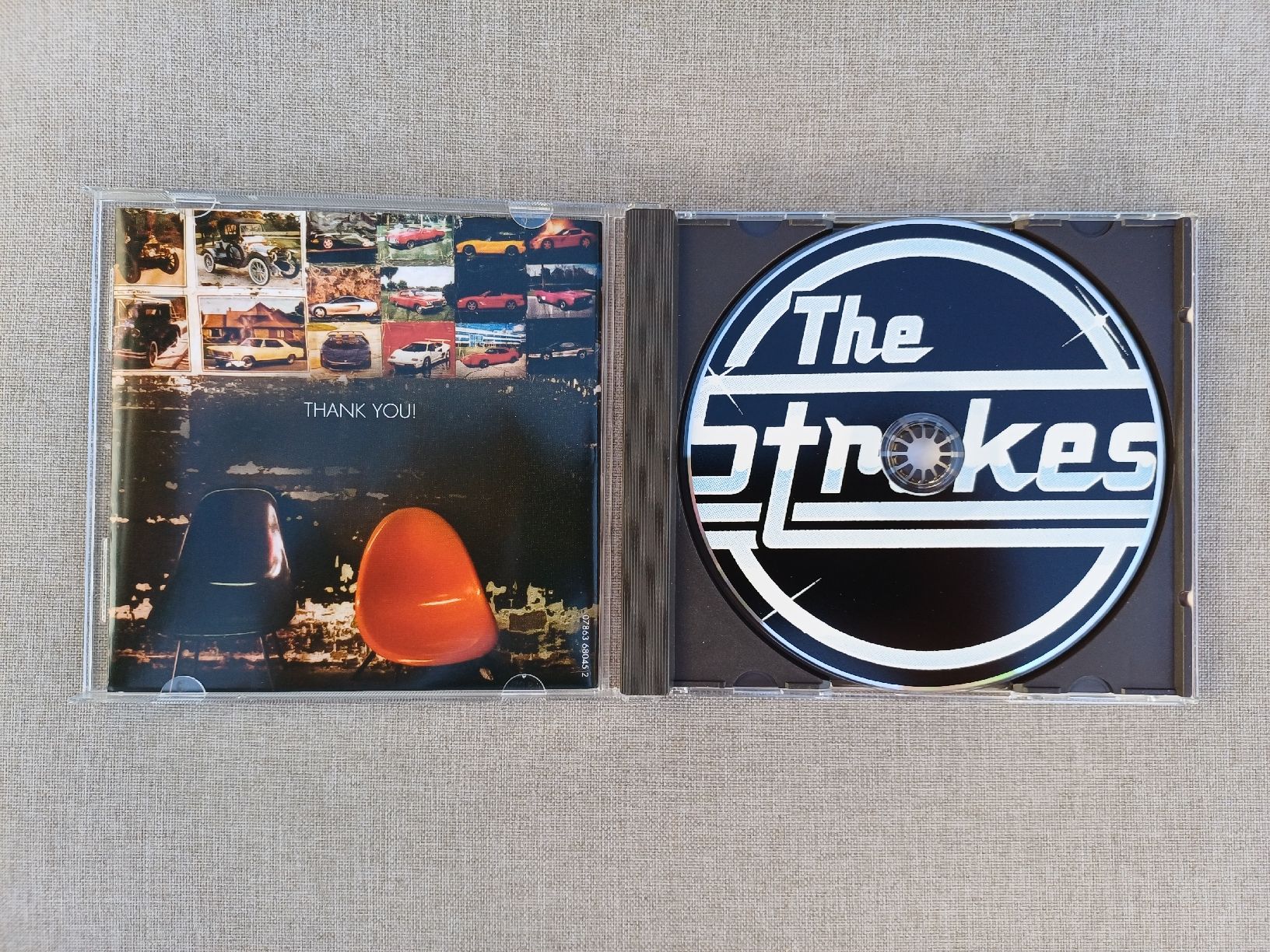 CDs: The Strokes "Is this it" CD – Neuf (Voir description) à Begnins par Drastic-Sound 2