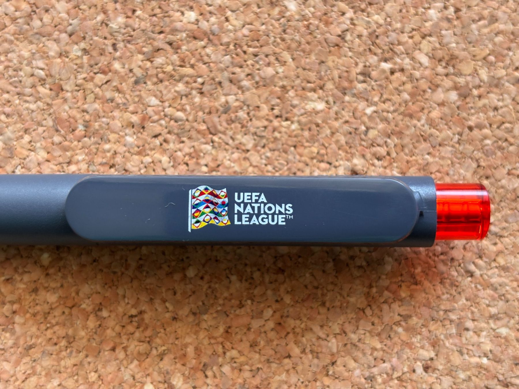 Penna & Evidenziatori: Kugelschreiber UEFA Nations League – Nuovo (secondo la descrizione) da Binningen venduto da samorga21 1
