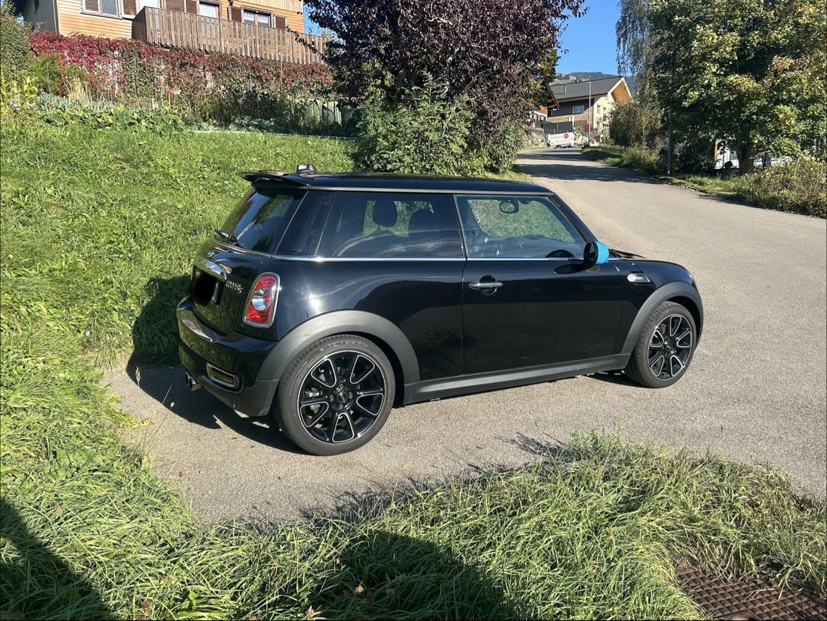 Mini Autos: Mini Cooper S Bayswater – Gebraucht aus Neu St. Johann von page1990 2