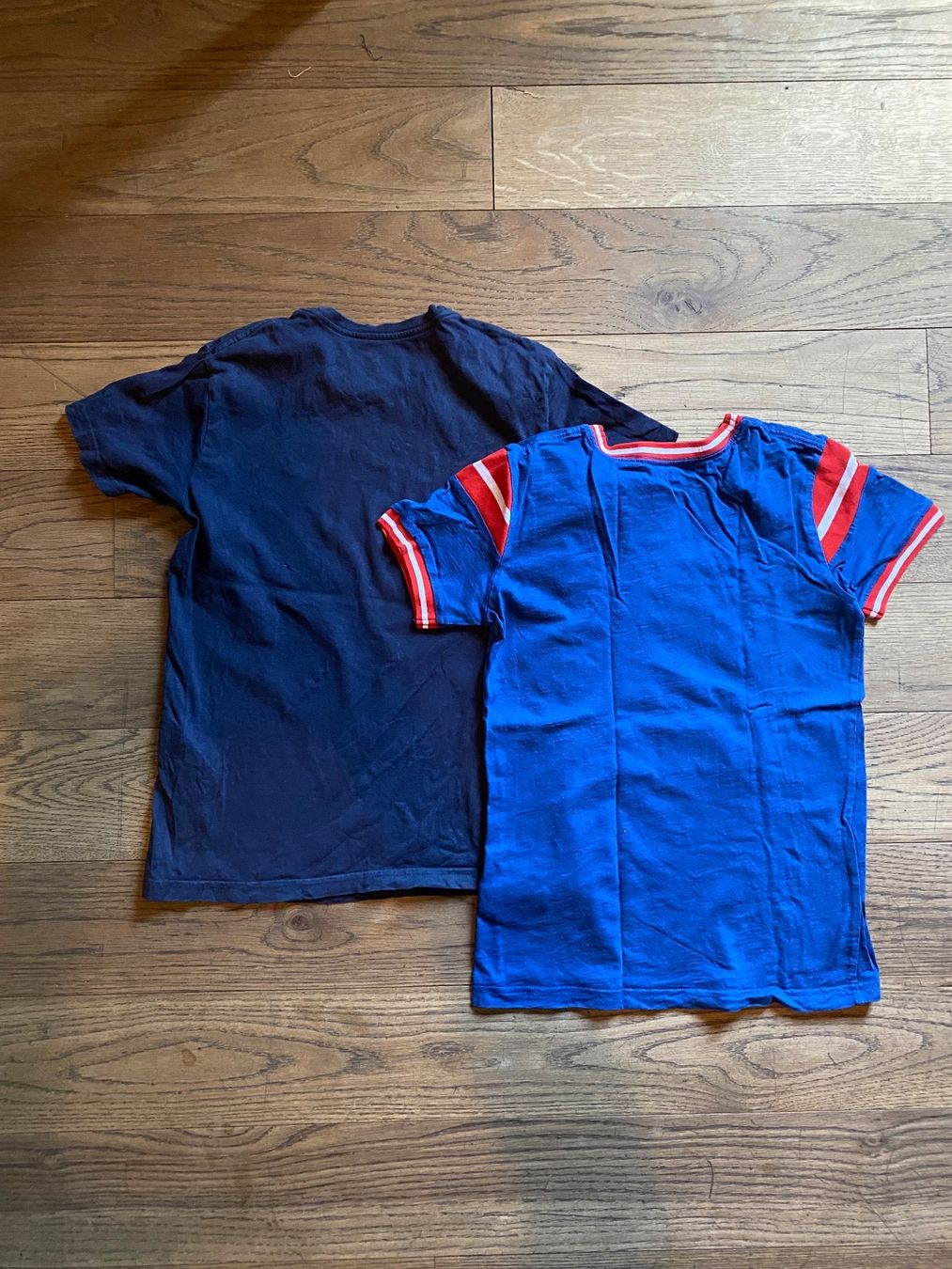 Cyrillus Lotti & Set di vestiti: Lot de 2 t-shirts Cyrillus taille 12 ans – Usato da Hermance venduto da joe_td6n 5