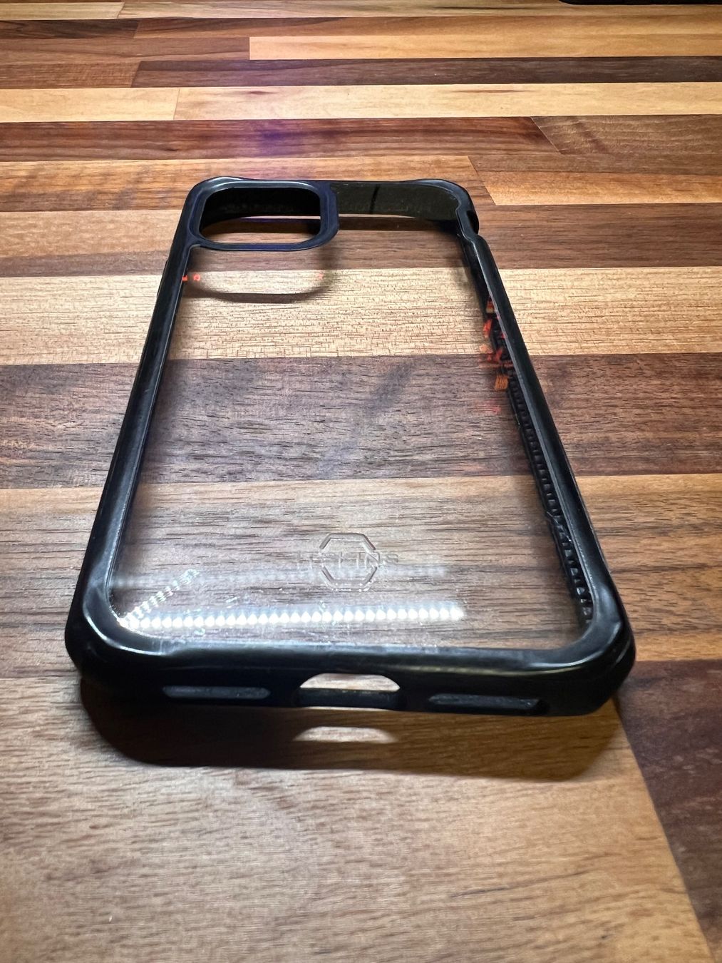 Apple Cover & Protezioni schermo: iPhone 11 Pro Hybrid Solid Schutz Hardcase Hülle (ITSkin) – Usato da Zürich venduto da LRNT 1