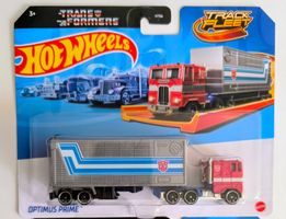 Hot Wheels Trans Formers Optimus Prime / Track Fleet