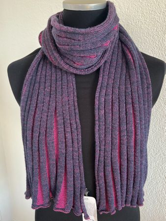 Colora Schal, 100% Wolle, Lila, NEU