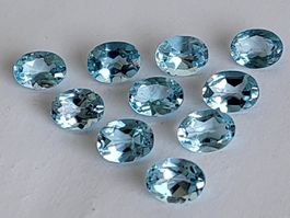 TOPAZES AAA "Skye Blue" 8 x 6 mm / 1.40 ct