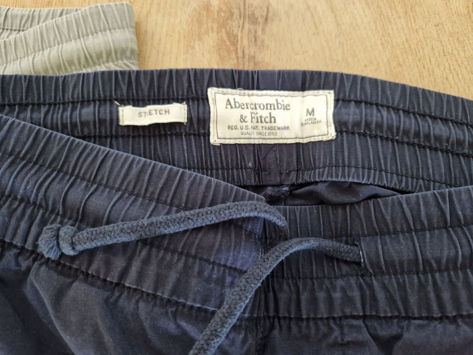 Abercrombie Pantaloni: Abercrombie & Fitch Stretch Hosen – Usato da Buchs SG venduto da fab_byz2 3