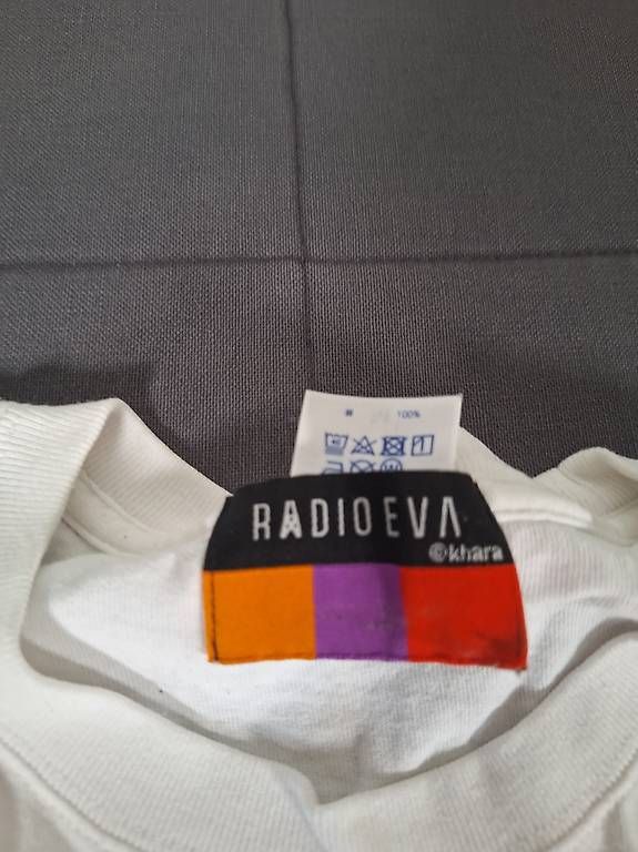 T-shirt: Radio Eva Graphic T-Shirt – Usato da Kriens venduto da Jeremyt05 4