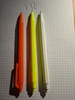 3 Kugelschreiber Caran d'Ache 825 Orange Gelb Weiss