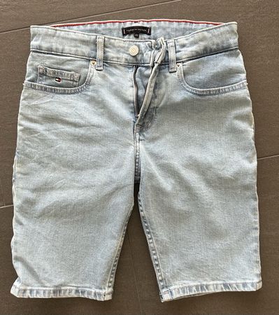 Kurze Jeanshosen Tommy Hilfiger Grösse 152