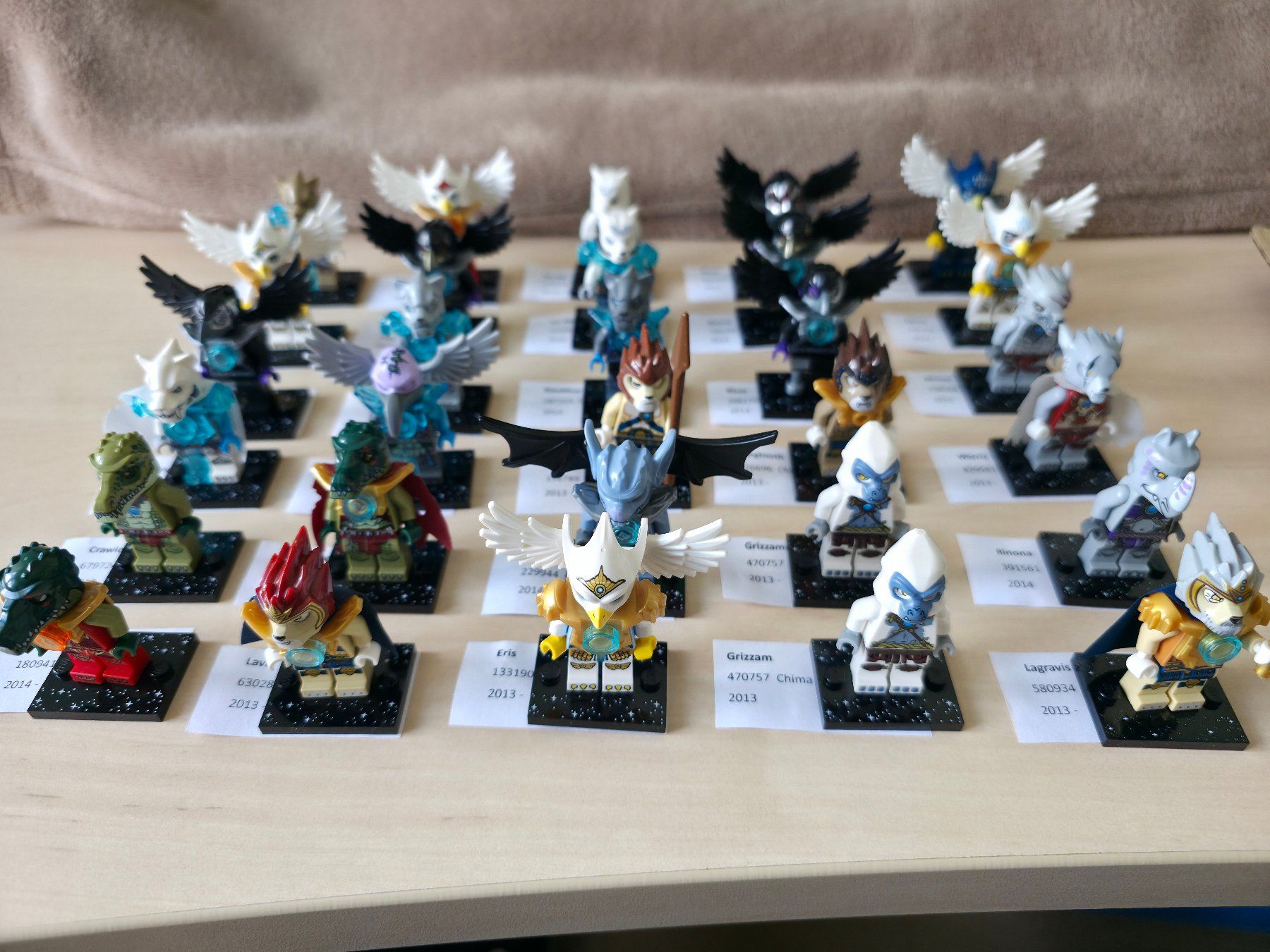 Lego Giocattoli: 30 Stück Lego Chima Minifiguren – Usato da Grüningen venduto da snaps 3