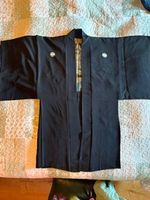 Japanischer Herren-Montsuki-Haori aus Seide ca.1915–1935