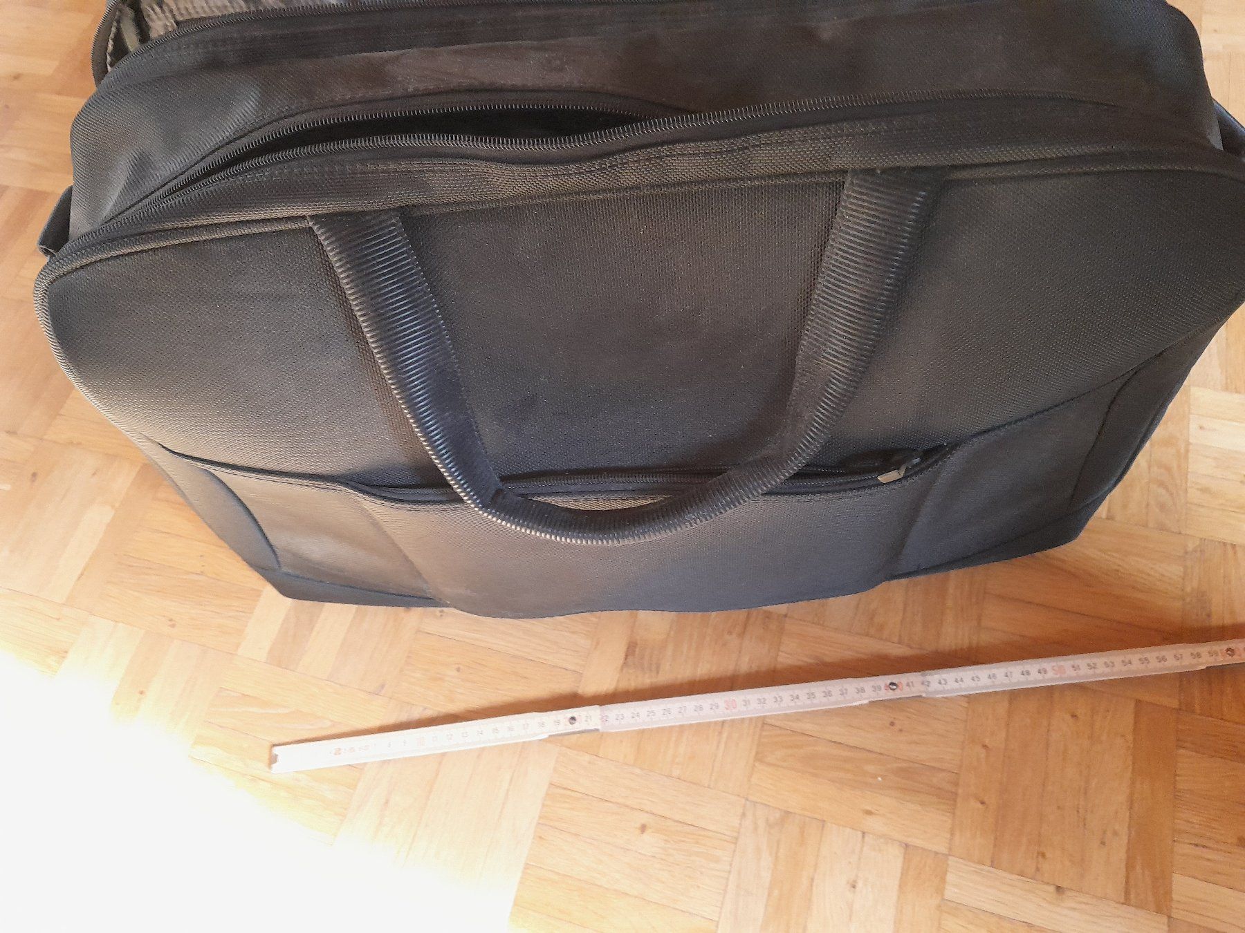 Taschen: 2 Taschen – Gebraucht aus Rüti ZH von Alemanni 5