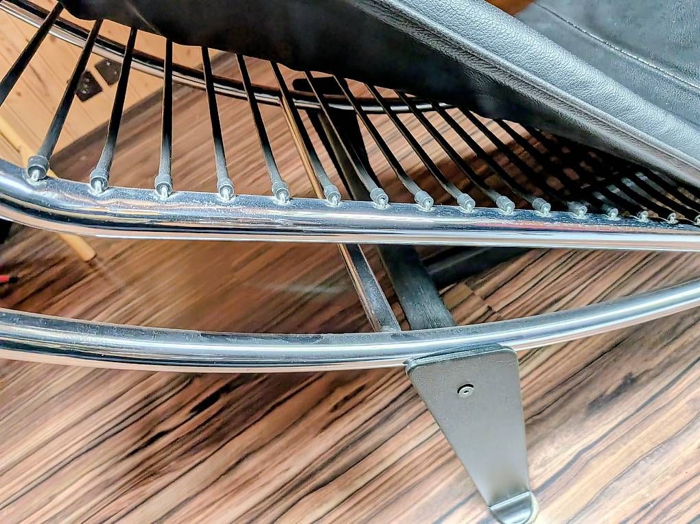 Sedie a sdraio: Designerliege, Echtleder, keine Schäden – Usato da Ennetmoos venduto da Manugabriel 2