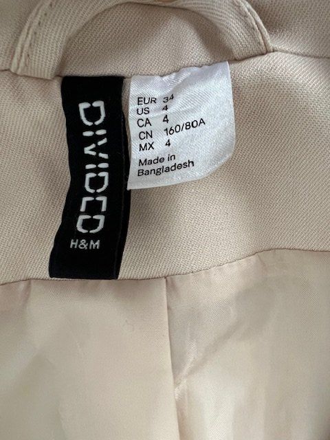 H&M Giacche: Schicke Blazer von H&M in Grösse 34 – Usato da Gossau Sg venduto da olles 1
