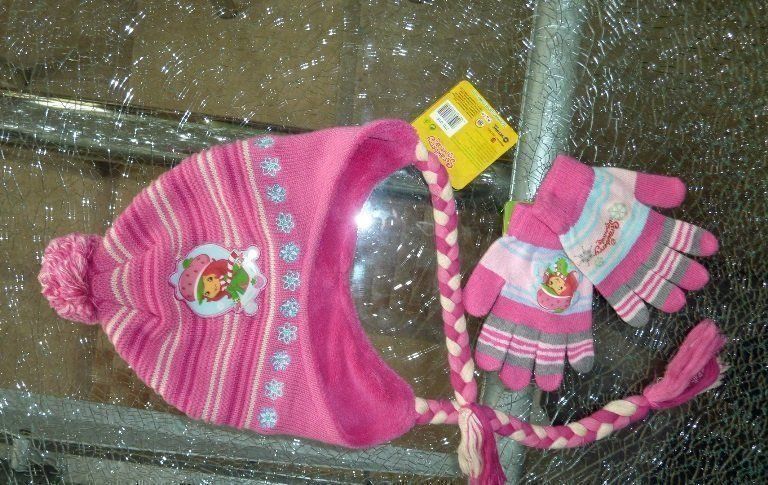 Autres vêtements fille: Mütze mit Handschuhe Gr. 55 – Neuf avec emballage d'origine à Melchnau par BarbaraD01 2