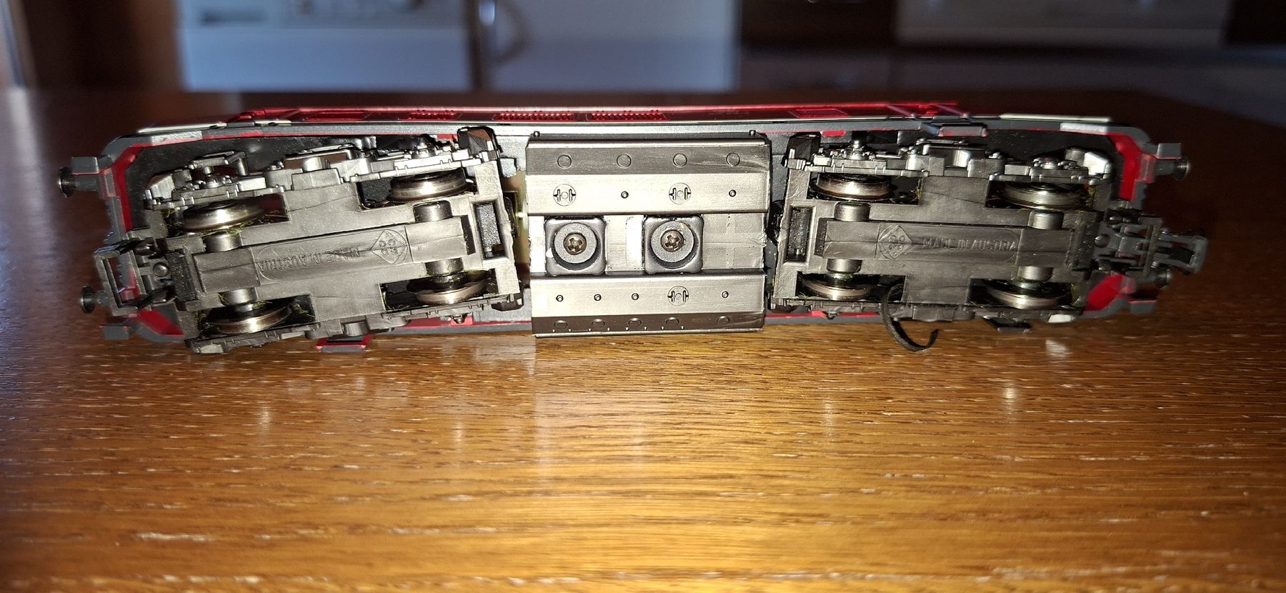 Roco Modelleisenbahnen: Roco Analog DC Lok 215 015-9. – Gebraucht aus Pfäffikon ZH von gub_2j76 6
