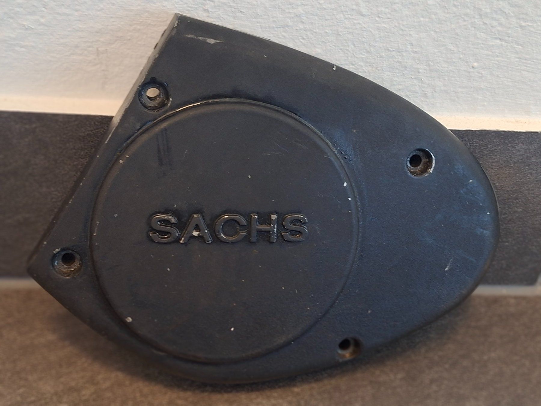 Sachs Parti ricambio per ciclomotori: Sachs Breitwand Zylinder Polradabdeckung – Usato da Lyss venduto da toe_68qb