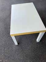 Weisses Tischchen