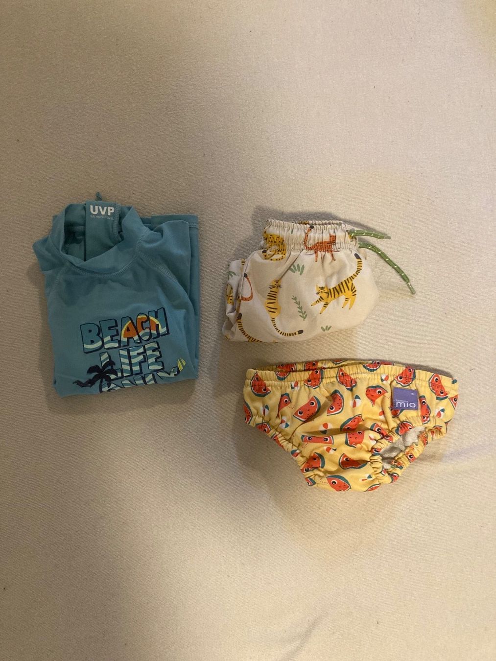 Kleiderpakete & -sets: Kinder Kleiderpaket Grösse 98/104 – Gebraucht aus Dottikon von Omiros87 5