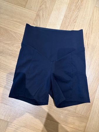 OYSHO New short leggings 20cm size S
