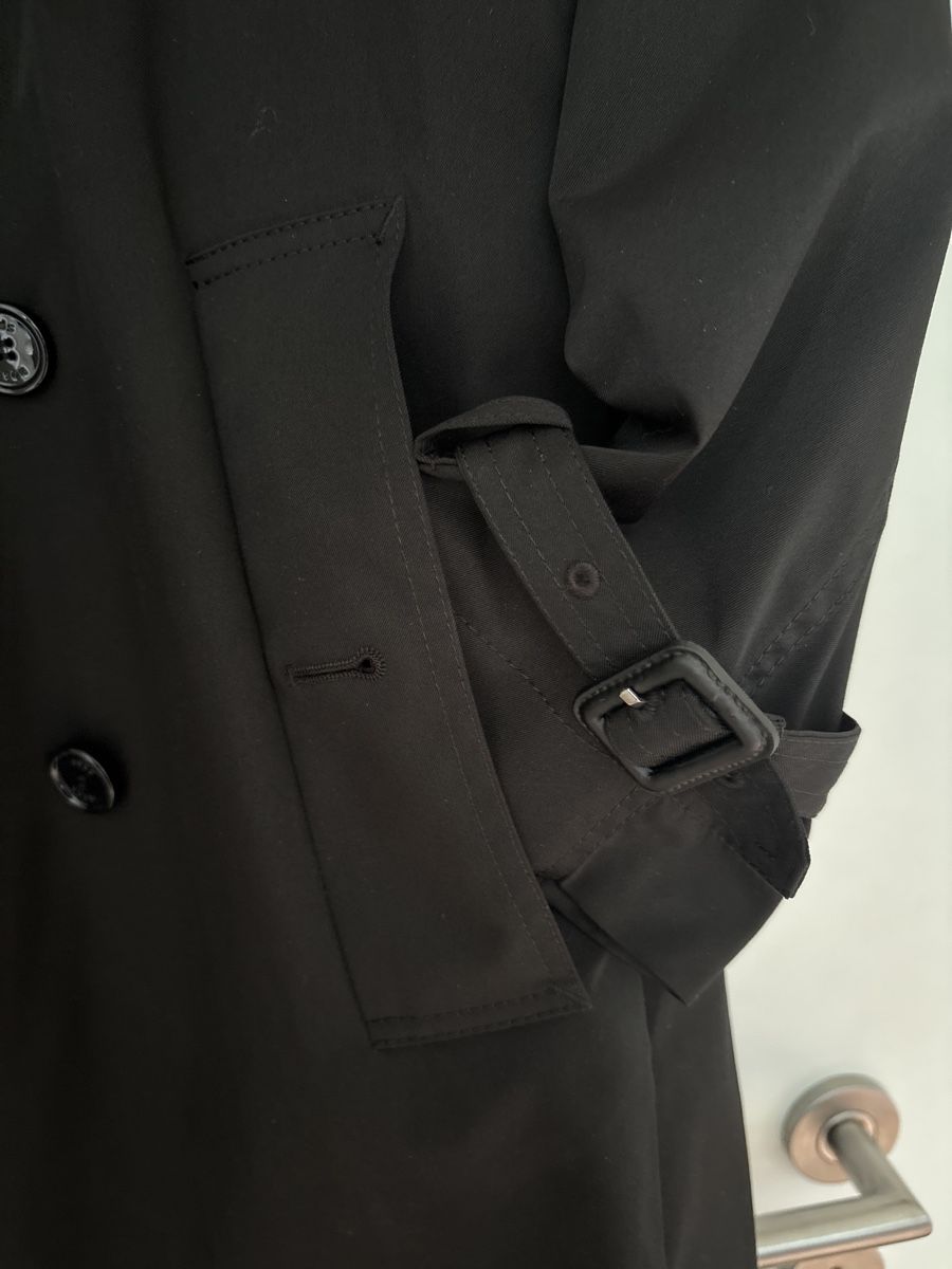 Hugo Boss Cappotti: Schwarzer BOSS Trenchcoat/Jacke Gr. 38 – Nuovo (secondo la descrizione) da Rothenthurm venduto da JasiG 2
