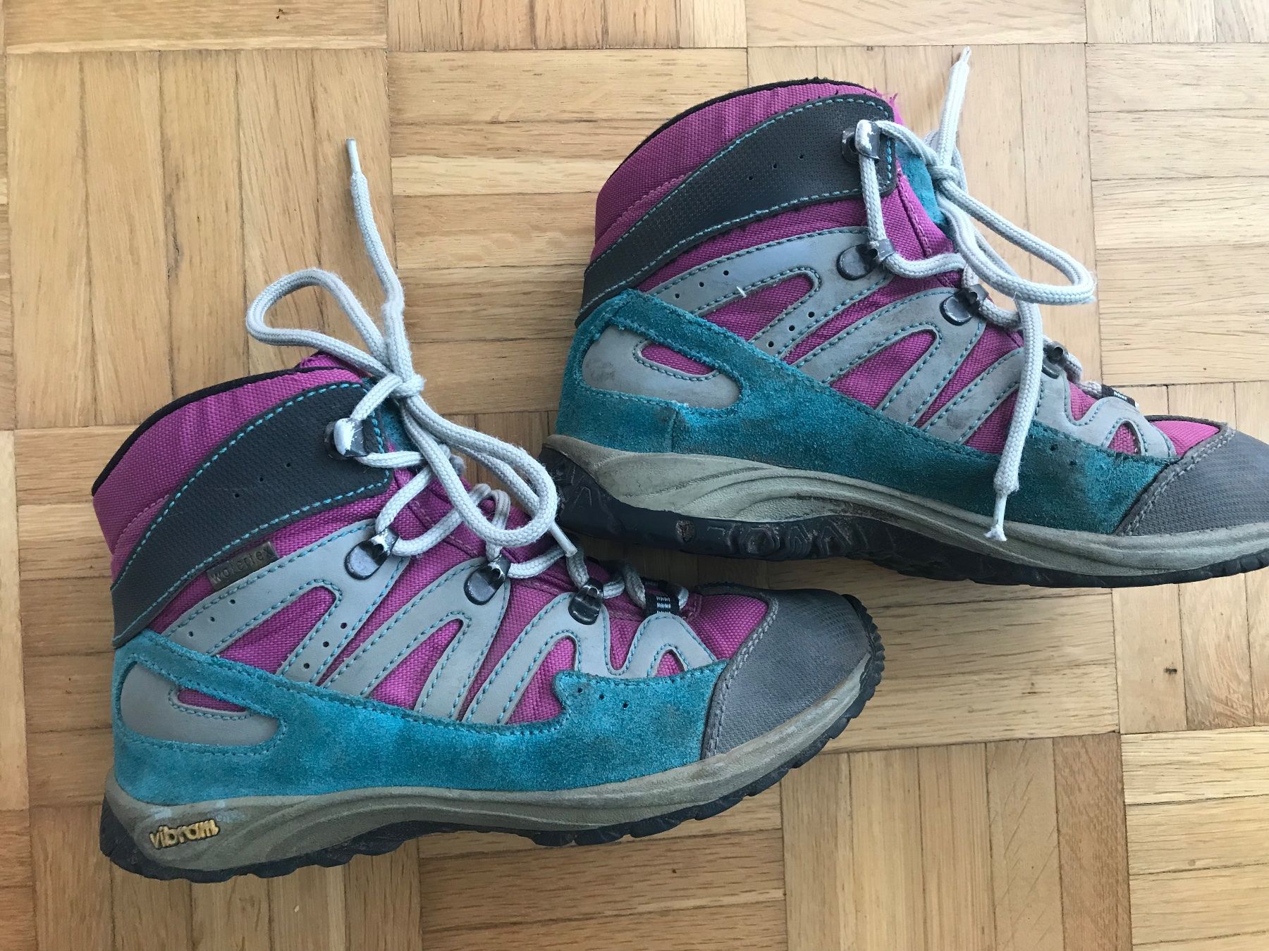 Everest Schuhe für Mädchen: Wanderschuh Trekkingschuh von Everest Grösse 33 – Gebraucht aus Emmenbrücke von Hathor123 1