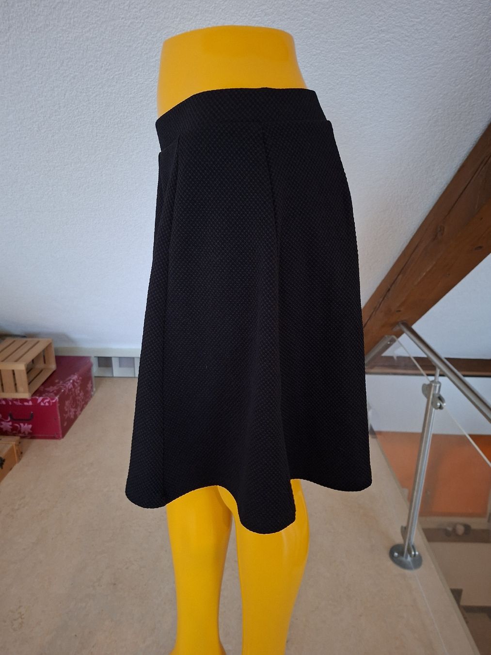 Anna Field Röcke: Schwarzer Midirock von Anna Field, Grösse 40 – Gebraucht aus Klingnau von vollmond36 1
