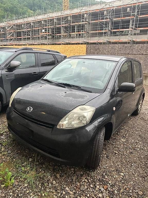 Automobili: Daihatsu sirion 1.0 – Usato da Vernate venduto da cecefront