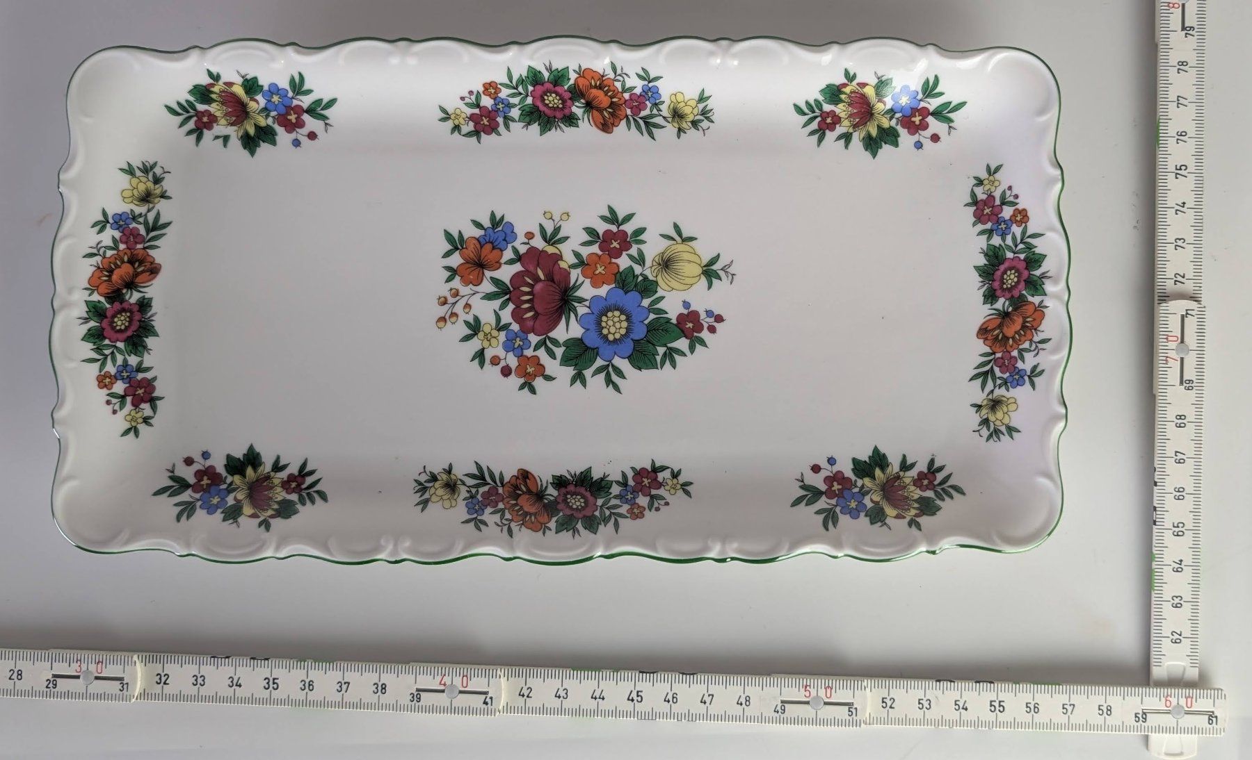 Piatti di portata: Sommerliche Servierplatte mit Blumenmuster, Seltmann Bavaria – Usato da Zürich venduto da axolottchen