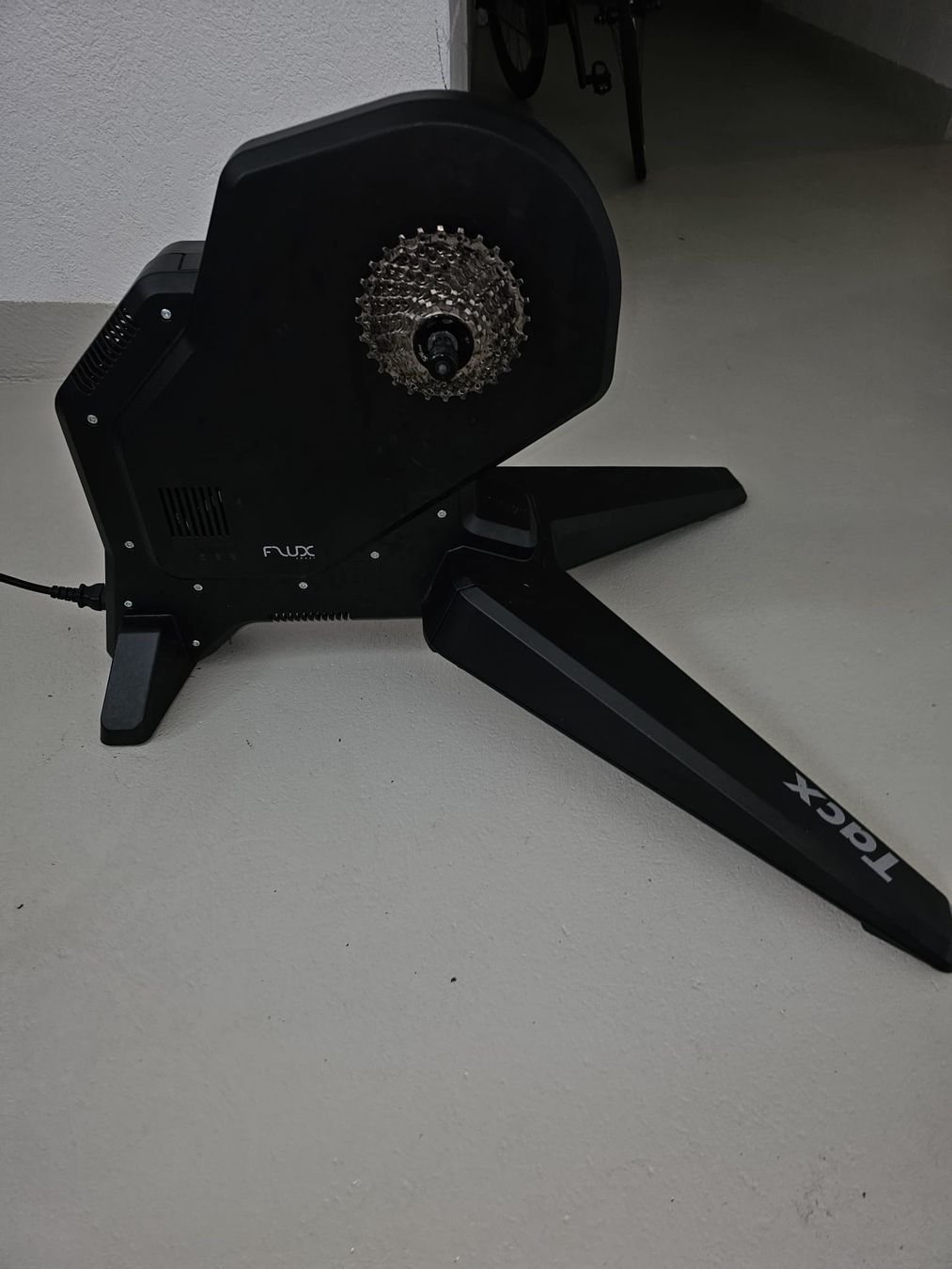 Tacx Hometrainer: Indoor Rollentrainer – Usato da Balsthal venduto da Katzundmaus 1