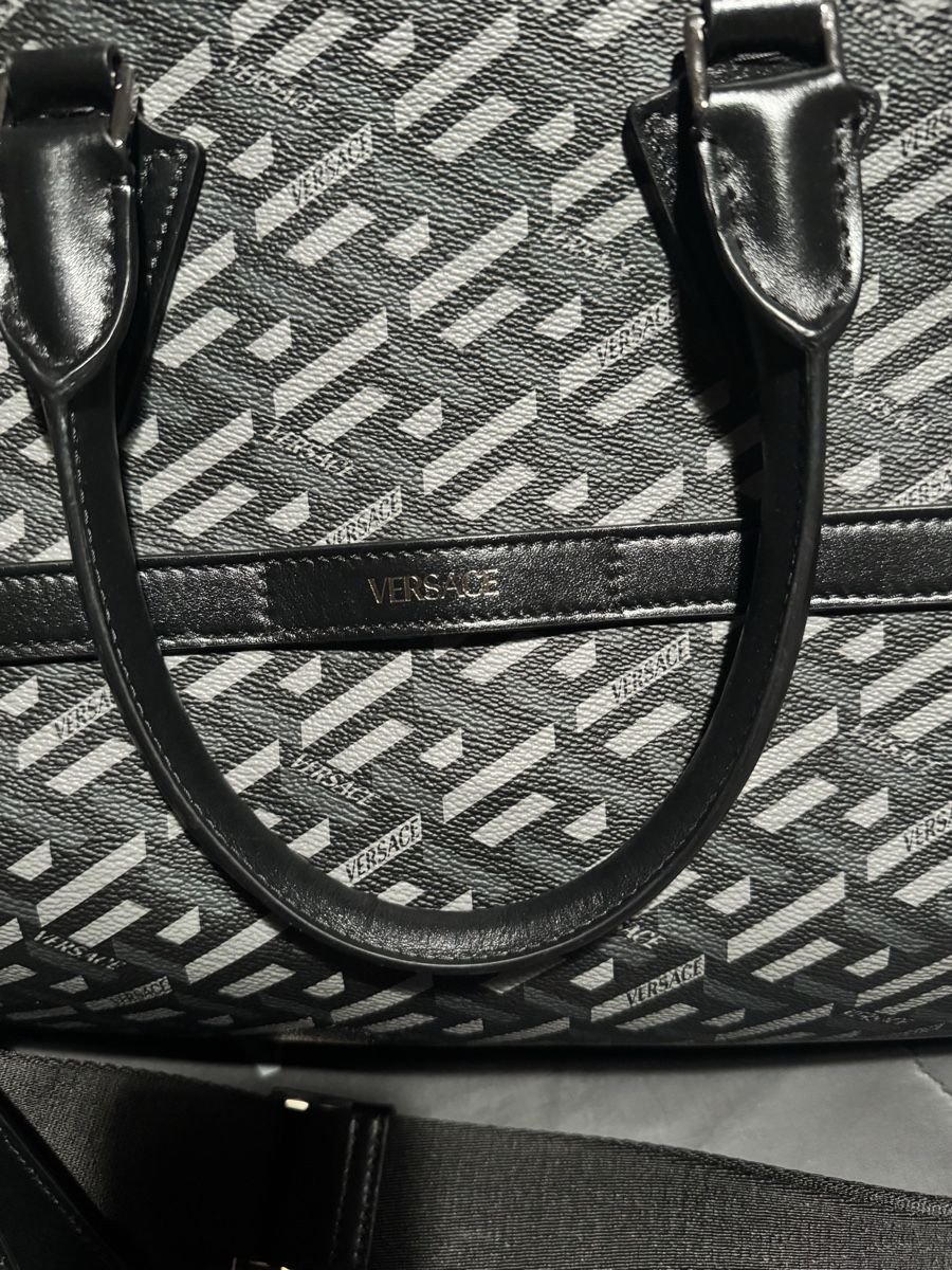 Versace Borse: Versace sac weekend la greca signature – Nuovo (secondo la descrizione) da Biel/Bienne venduto da sou_t9dm 7