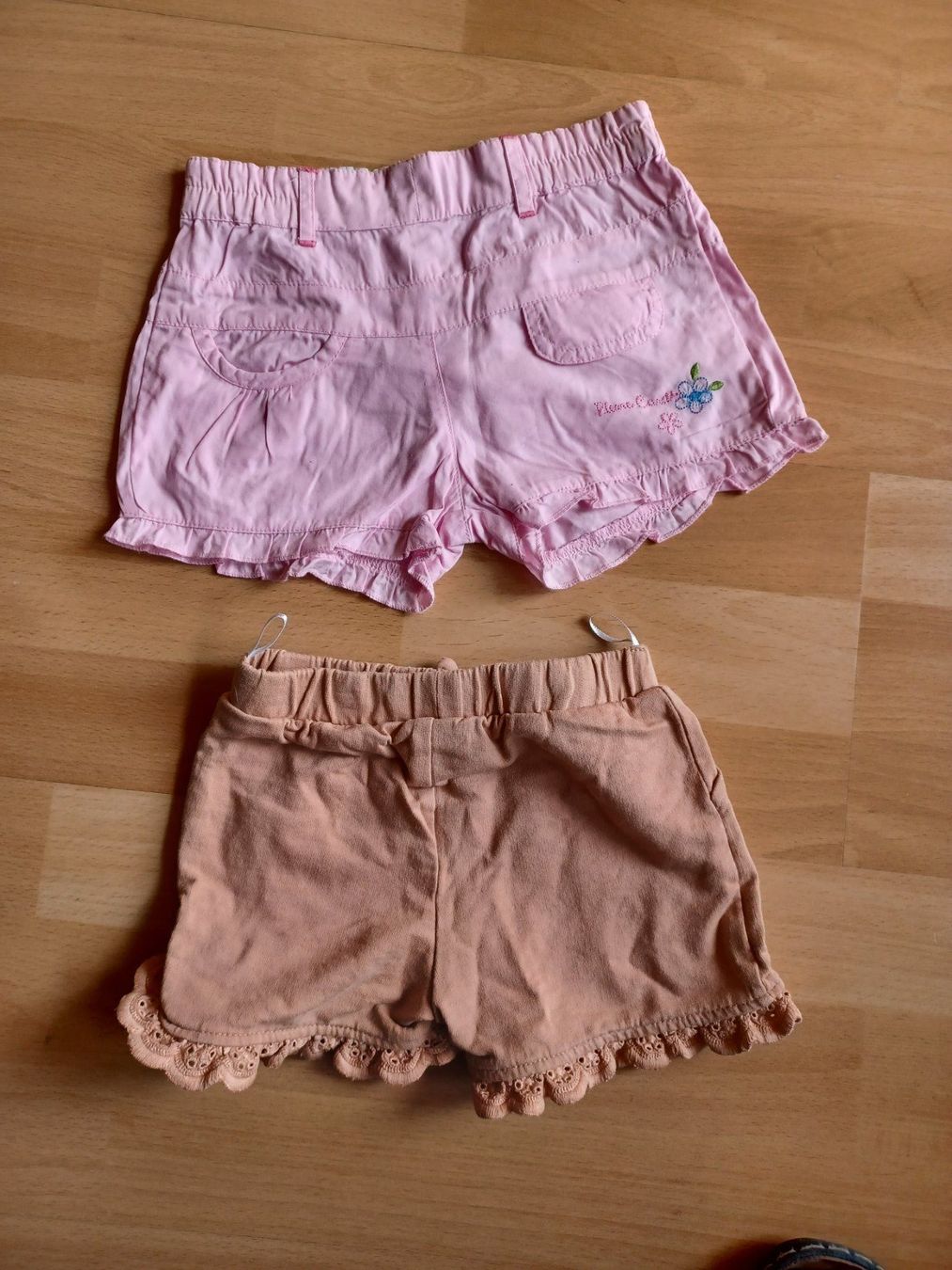 Lotti & Set di vestiti: 19 teiliges Sommerpaket Mädchen 80 – Usato da Matt venduto da Remonso 3