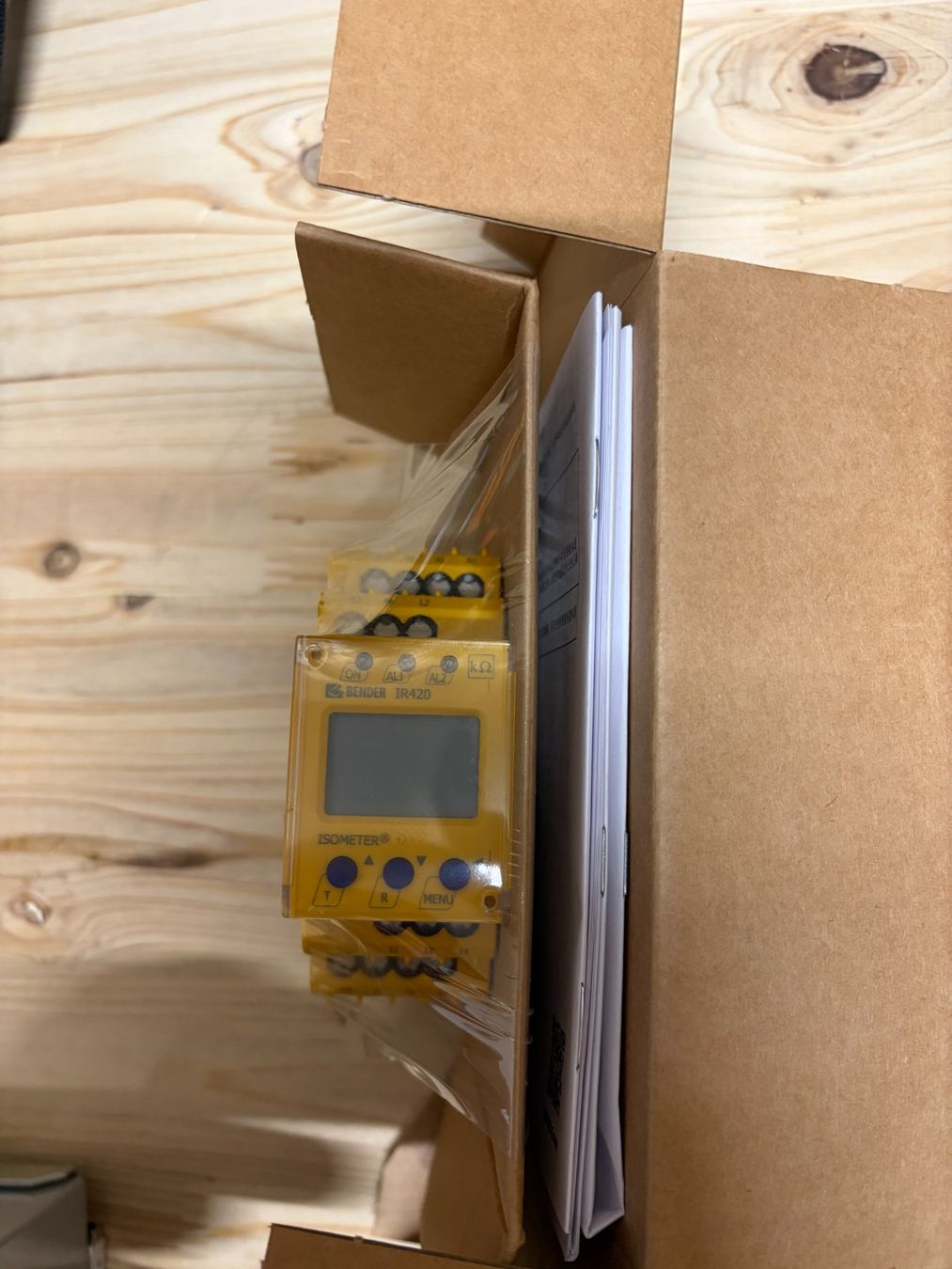 Messen: Bender ISOMETER IR420-D4-1 Isolationswächter OVP – Gebraucht aus Hellbühl von Simpsens 2