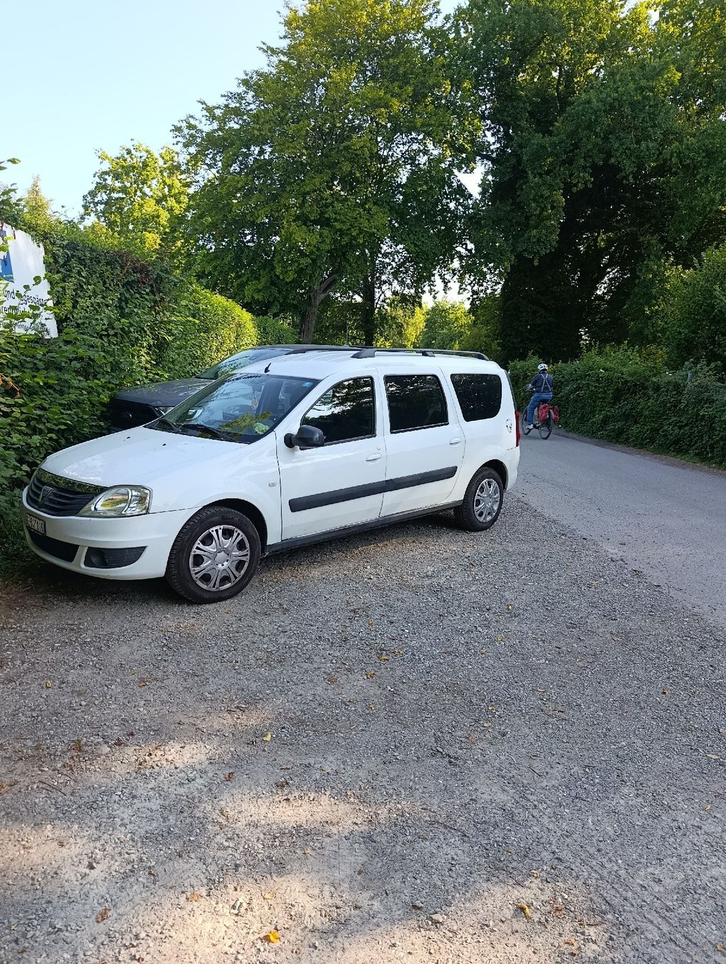 Dacia Autos: Dacia Logan 1.6 – Gebraucht aus Wichtrach von Chrungeli