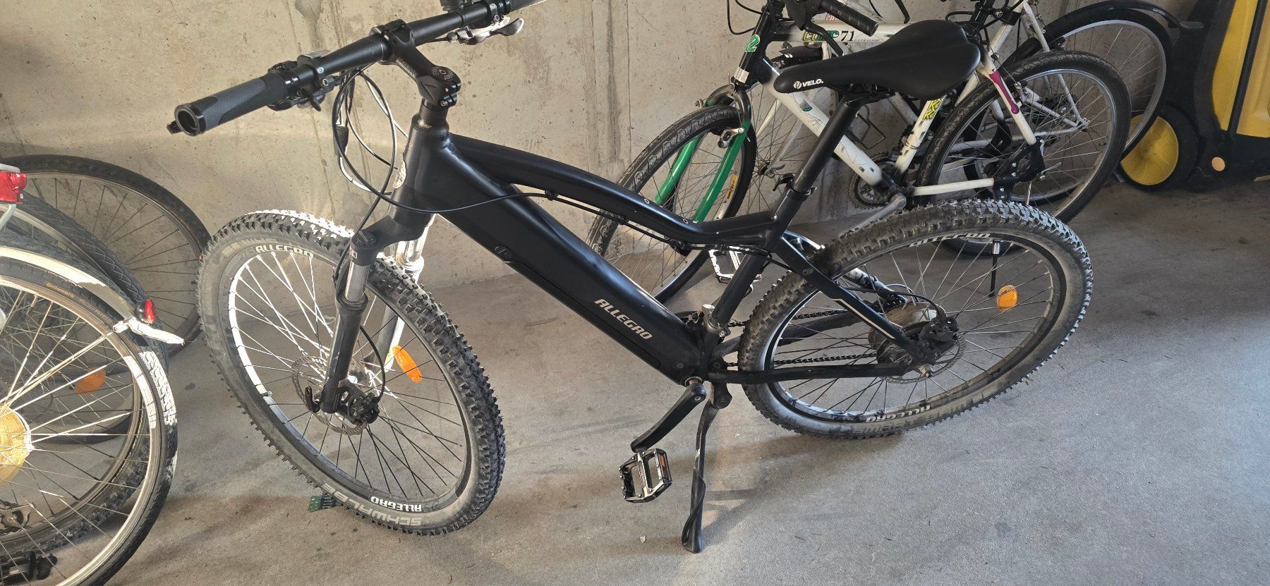 Vélos: Zu Verkaufen E-Bike – Défectueux à Studen BE par sunshine93