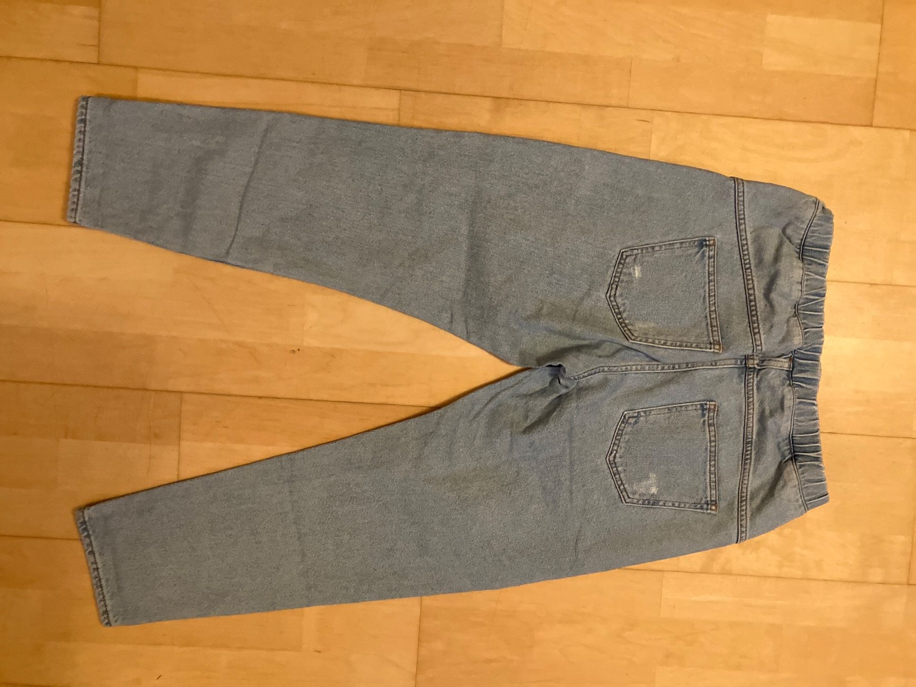 Mango Jeans: Jeans hellblau mit Löchern – Gebraucht aus Esslingen von 2ze 1