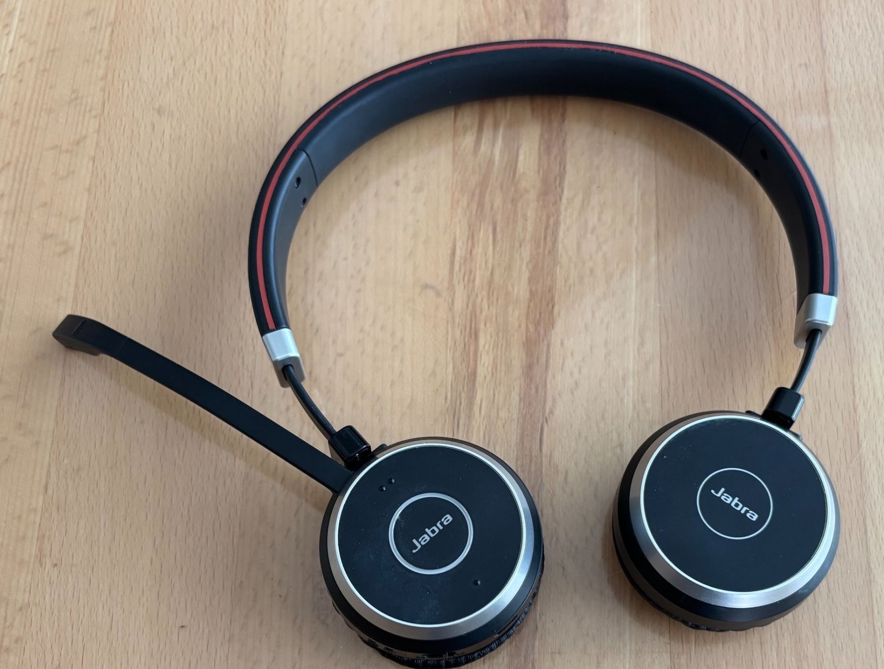Jabra Casques audio: Jabra Evolve 65 Stereo On Ear Headset mit Mikrofonarm – D'occasion à Bassersdorf par Antaris01 2