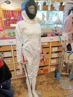 Schaufensterpuppe Fechterin