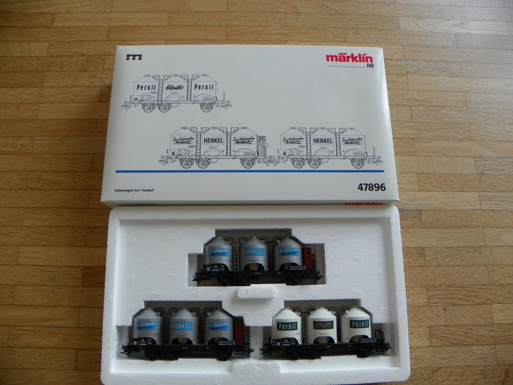 Märklin Modelleisenbahnen: Märklin 47896 Güterwagen-Set Henkel – Gebraucht aus Kriens von mel_r9w8 1
