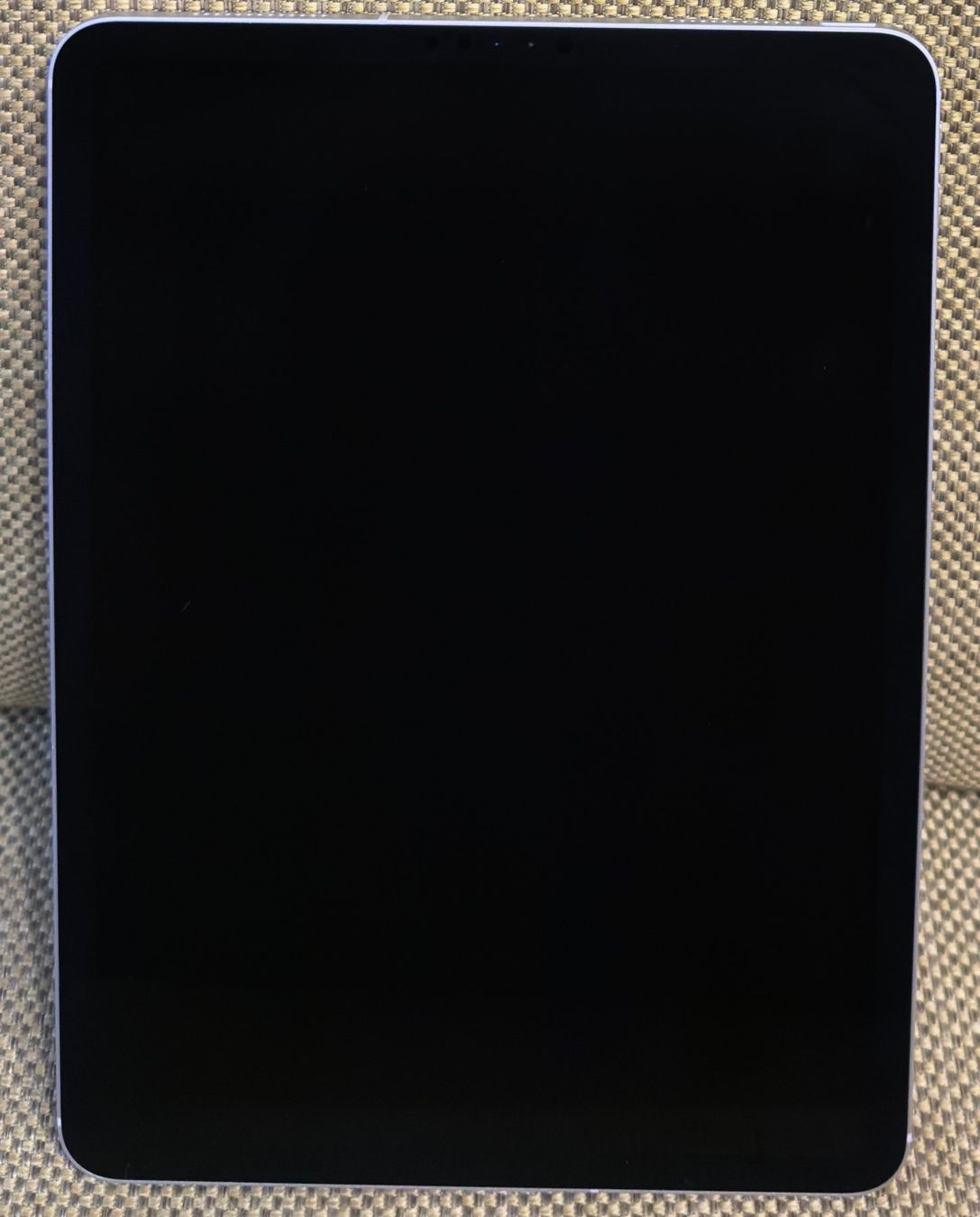 Apple Tablet PC: iPad Pro 11" 256GB,+ celluar + Apple Pencil + magic keyboard – Usato da BULLE venduto da Allfaws 3