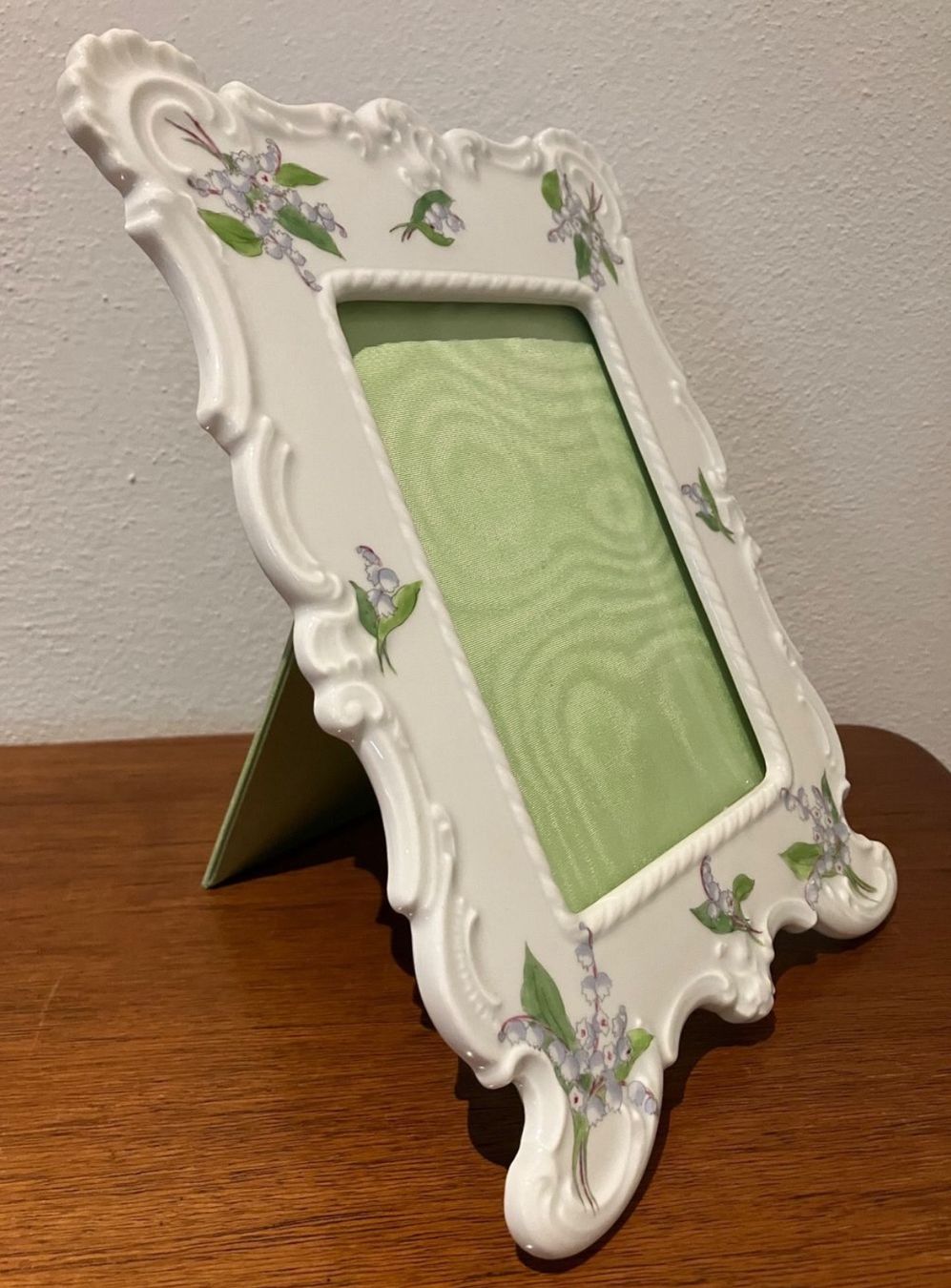 Cornici: Christian Dior Limoges handpainted frame – Usato da Kilchberg ZH venduto da cruella 1