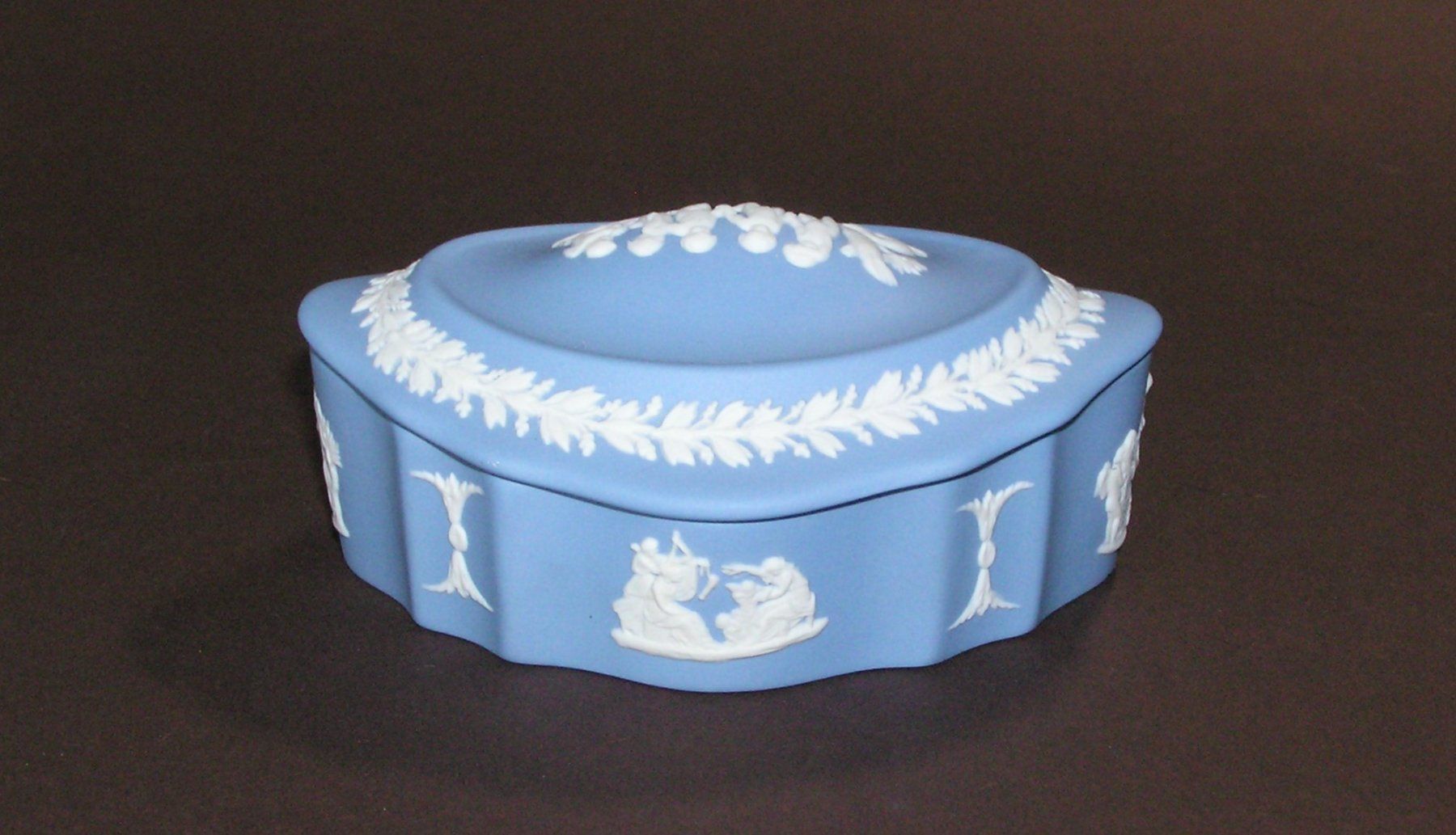 Sonstige Dekorationen & Accessoires: ALTE WEDGWOOD DOSE – Gebraucht aus Grenchen von Antique-hunter 5
