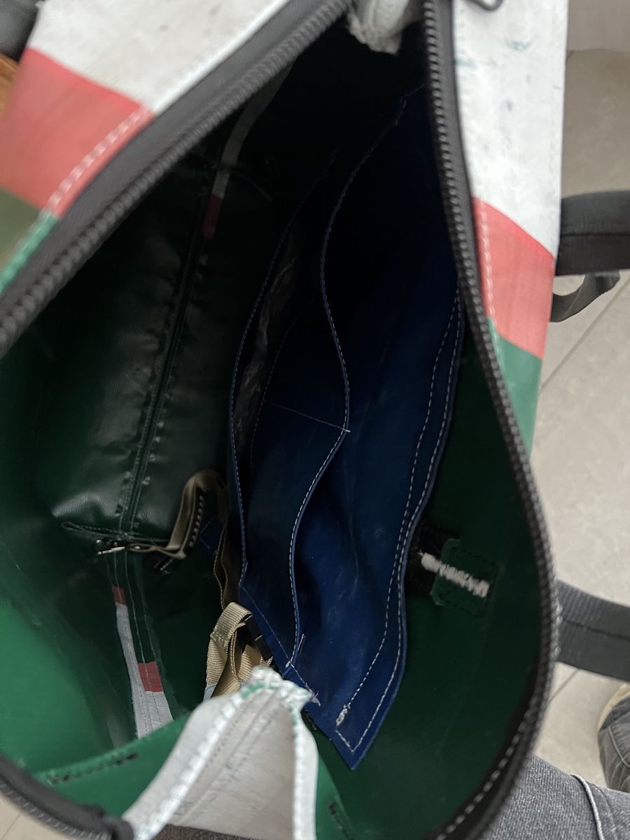 Freitag Zaini: Freitag PETE F201 Tasche – Nuovo (secondo la descrizione) da Spiez venduto da dreispitz37 2