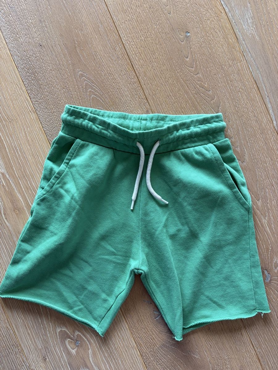 H&M Pantaloni: Shorts H&M Grösse 134 – Usato da Aarburg venduto da cha_6t8j